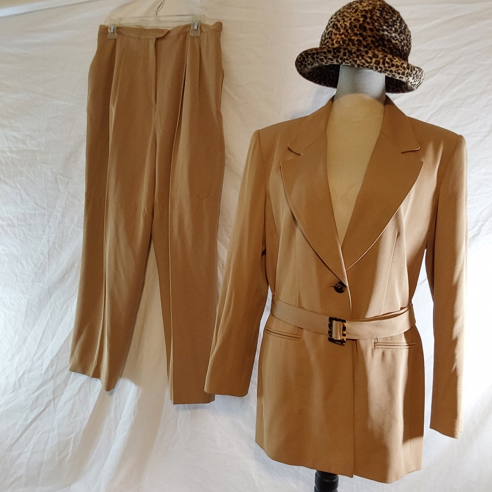 Le Suit Women's Tan Pantsuit with Belted Blazer
